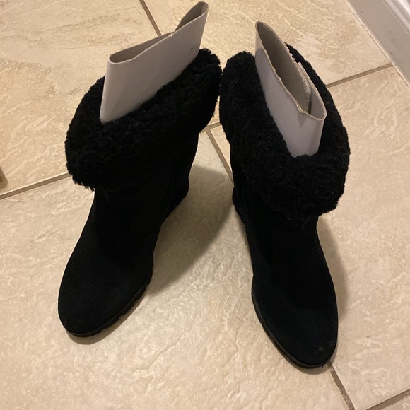 Brand New Ugg with Kyra black - Picture 8 of 9